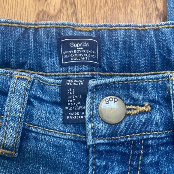 GapKids girls size 7 skinny boyfriend jeans - Picture 2 of 5
